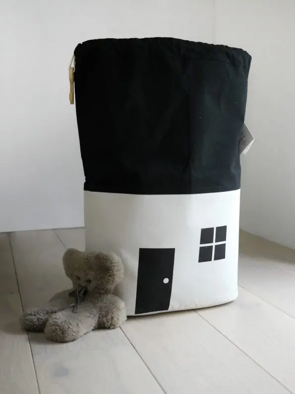 House No.1 - Organic Storage Bag (Large) - Moon Picnic
